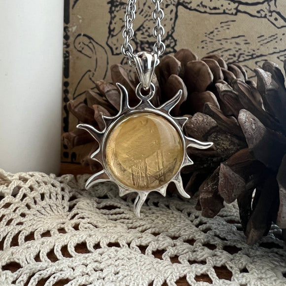 Superstar Aletai Meteorite Sun Necklace